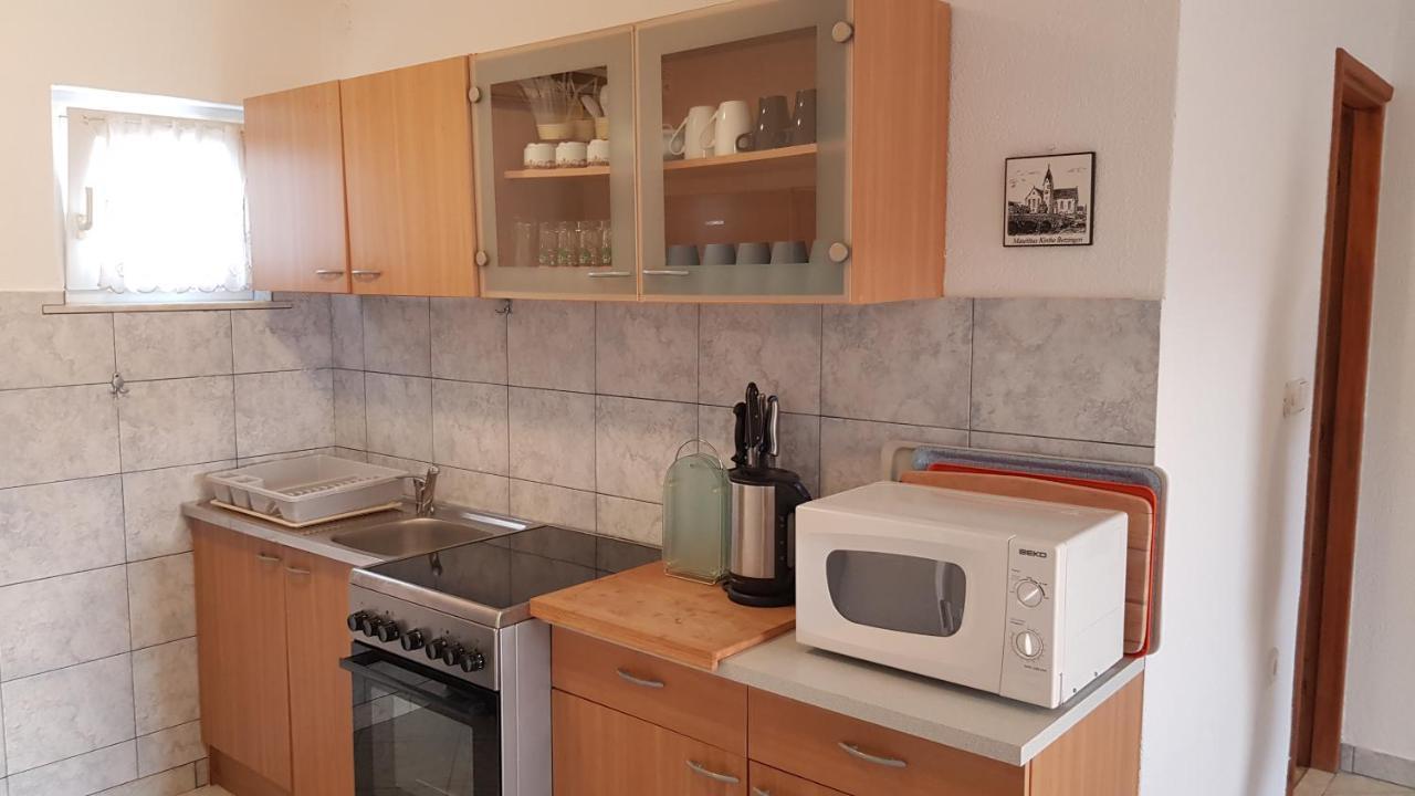 Apartment Sunshine Vir Luaran gambar